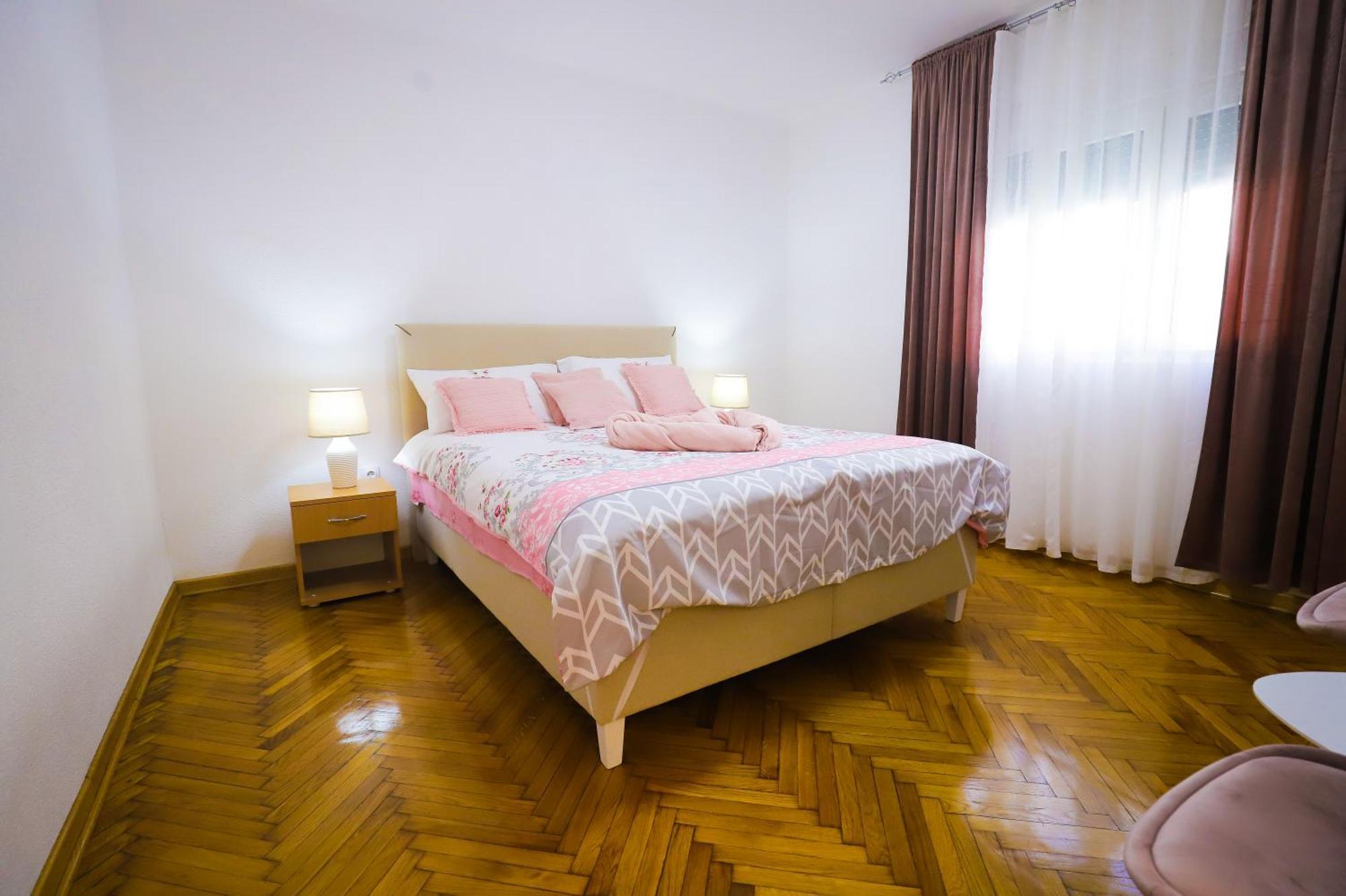 Kuca Jeka Hotel Vrnjačka Banja Екстериор снимка
